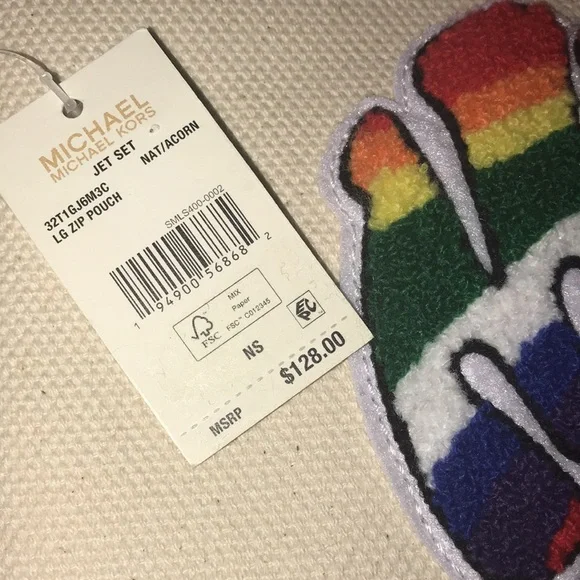 Michael Kors large zip wristlet - Picture 5 of 12